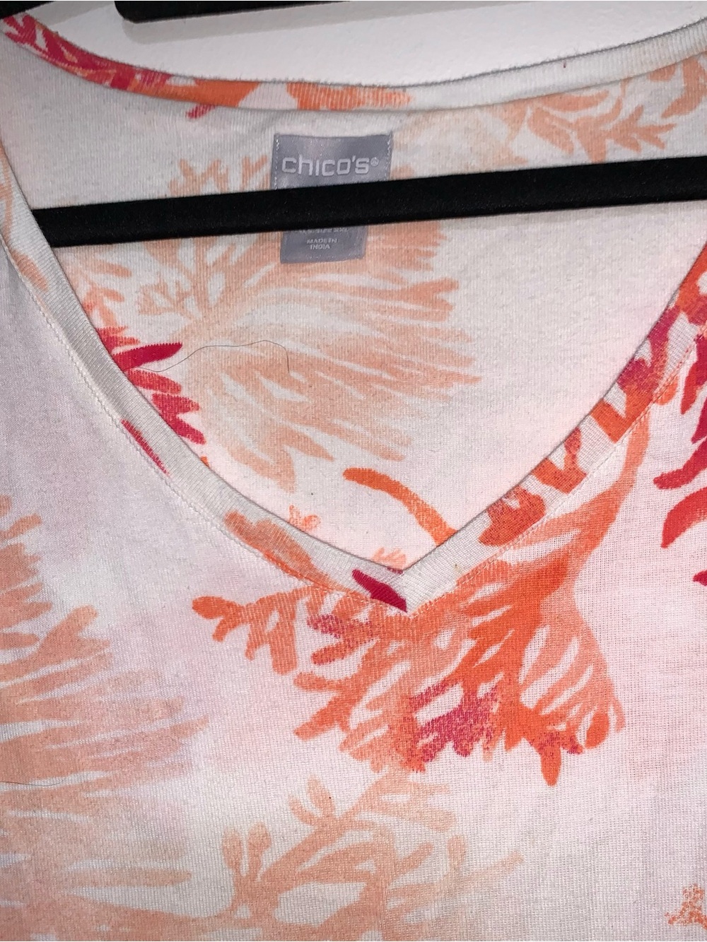 Chico's Pink and Orange Coral-Print V-Neck Tunic XXL - Picture 2 of 4